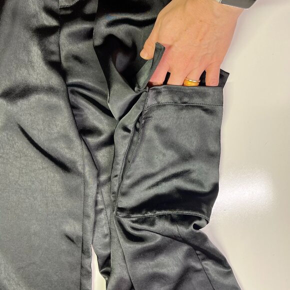 LNA Clothing Size Small Satin Cargo Pants Wide Leg Black - Picture 3 of 10